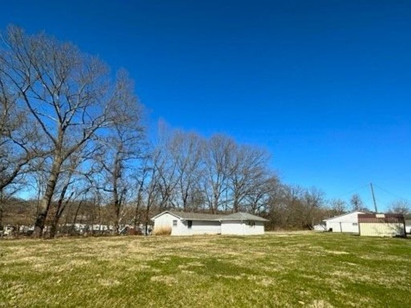 3875 Roseville Road, Zanesville, OH 43701 Photo 12