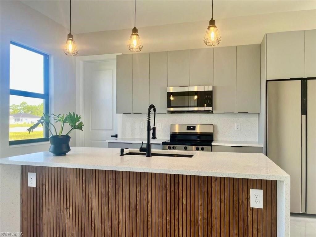 56 Floyd Ave S, Lehigh Acres, FL 33976 Photo