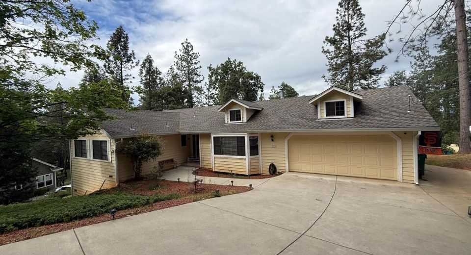 18110 Alexandra Way, Grass Valley, CA 95949 Photo