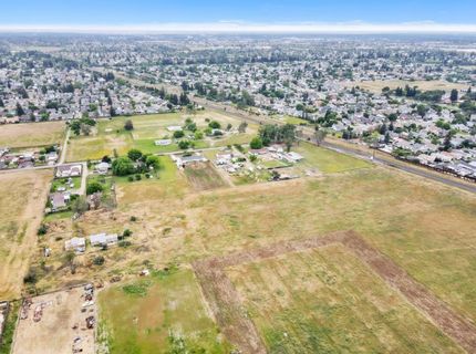 8645 Carlisle Ave, Sacramento, CA 95828 Photo