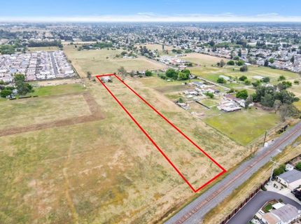 8645 Carlisle Ave, Sacramento, CA 95828 Photo