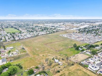8645 Carlisle Ave, Sacramento, CA 95828 Photo