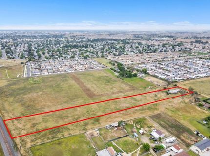 8645 Carlisle Ave, Sacramento, CA 95828 Photo