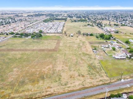 8645 Carlisle Ave, Sacramento, CA 95828 Photo