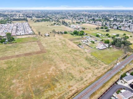 8645 Carlisle Ave, Sacramento, CA 95828 Photo