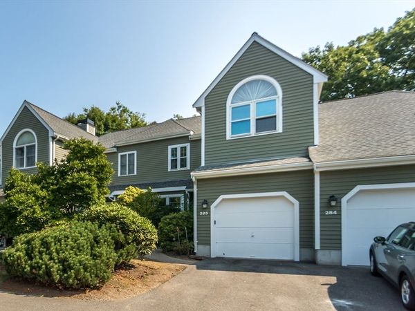 285 Bishops Forest Dr, Unit 285, Waltham, MA 02452