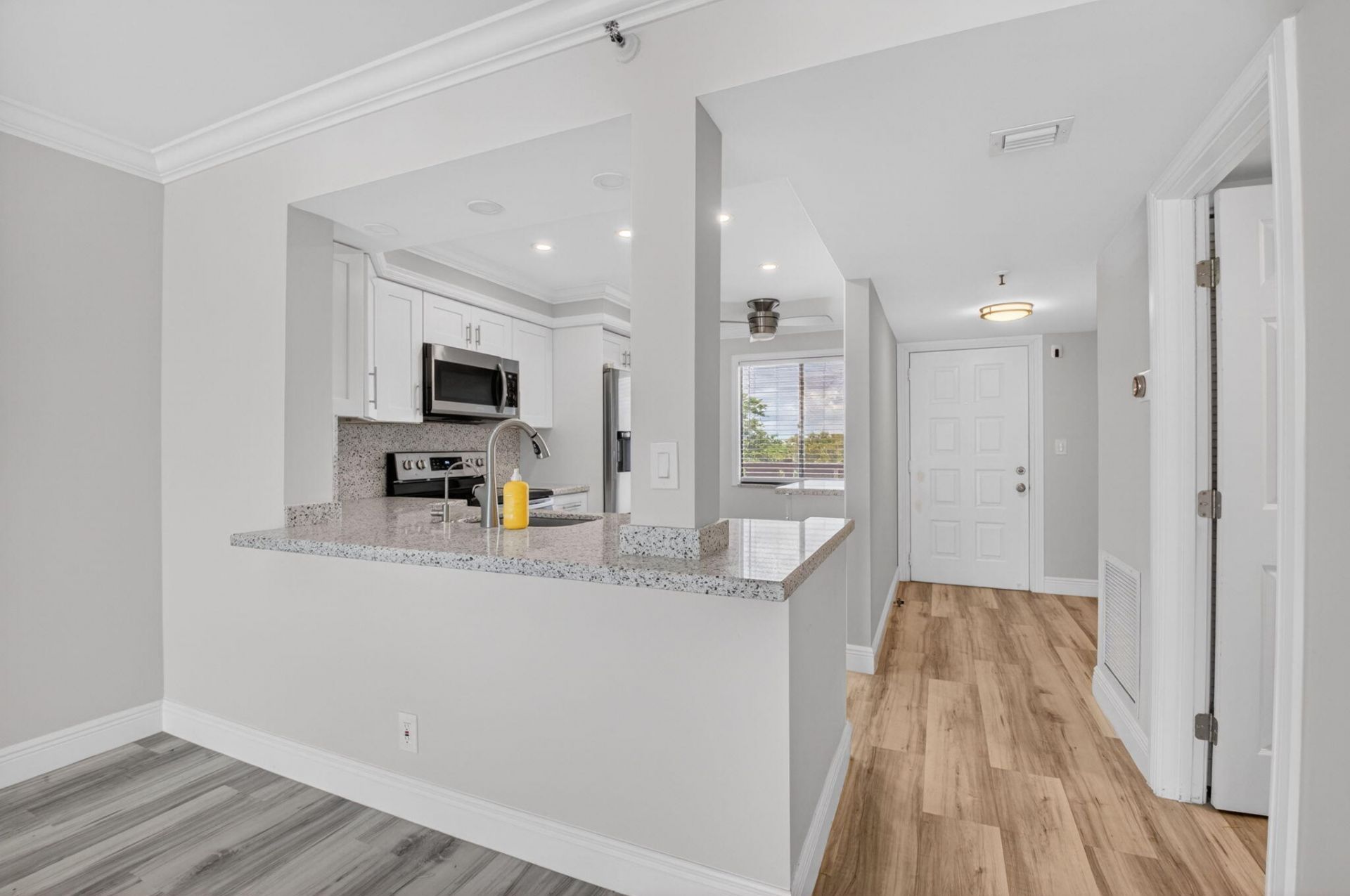 7076 Huntington Lane, Unit 507, Delray Beach, FL 33446 Photo