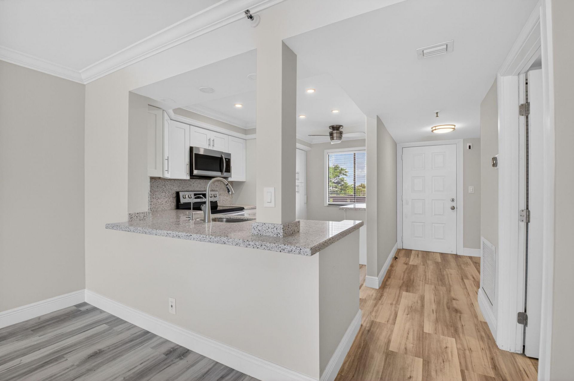 7076 Huntington Lane, Unit 507, Delray Beach, FL 33446 Photo