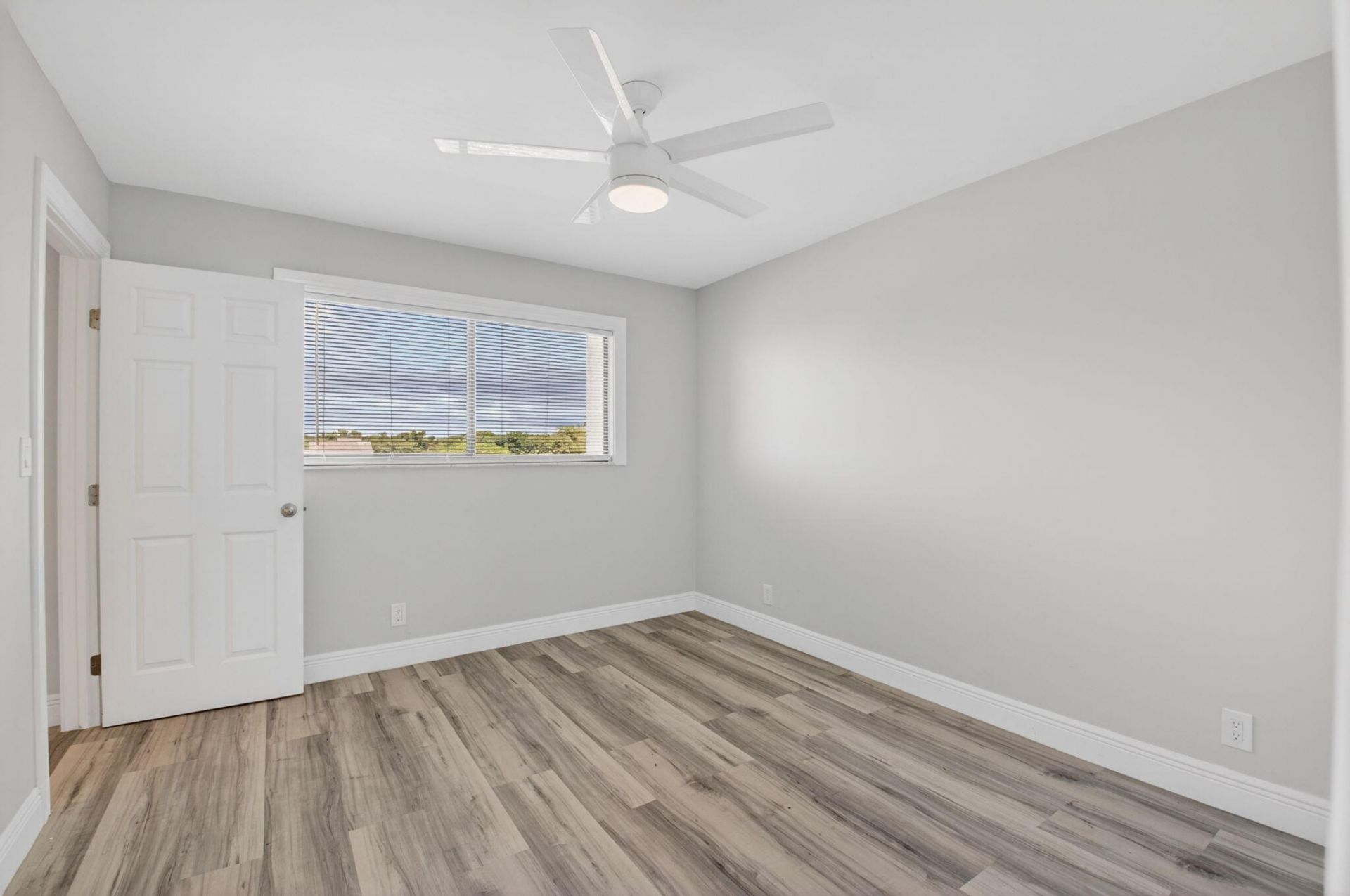 7076 Huntington Lane, Unit 507, Delray Beach, FL 33446 Photo