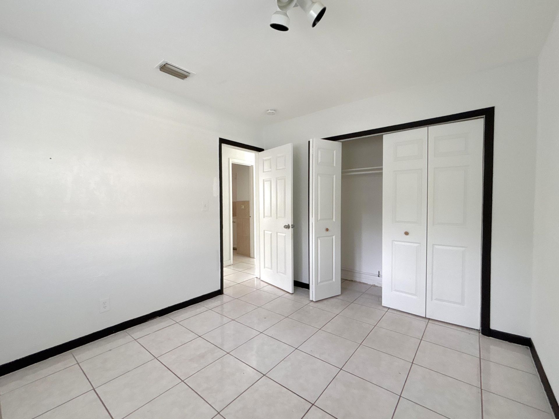 830 SW 10th Street, Unit A, Pompano Beach, FL 33060 Photo