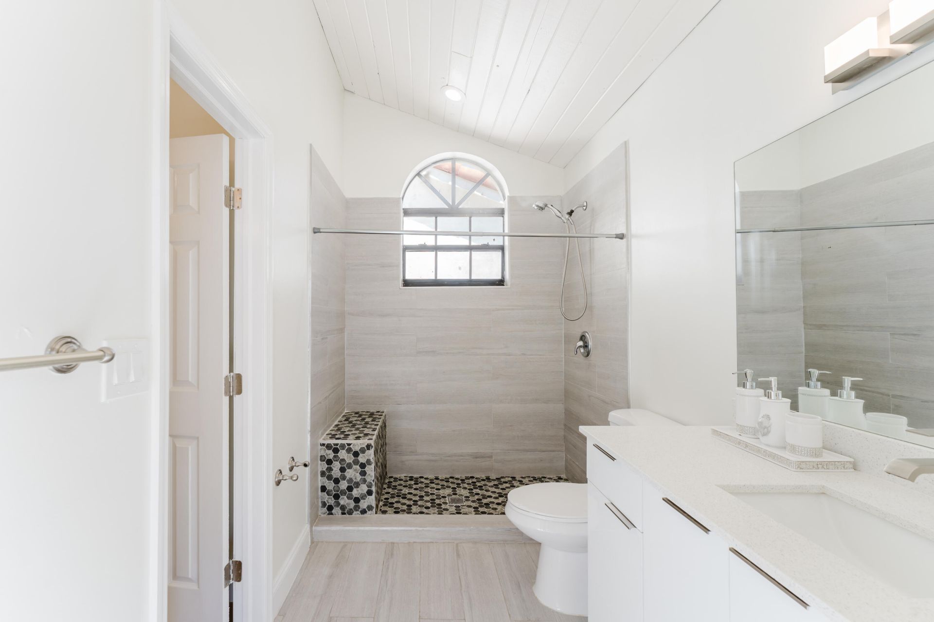 665 Jeffery Street, Boca Raton, FL 33487 Photo