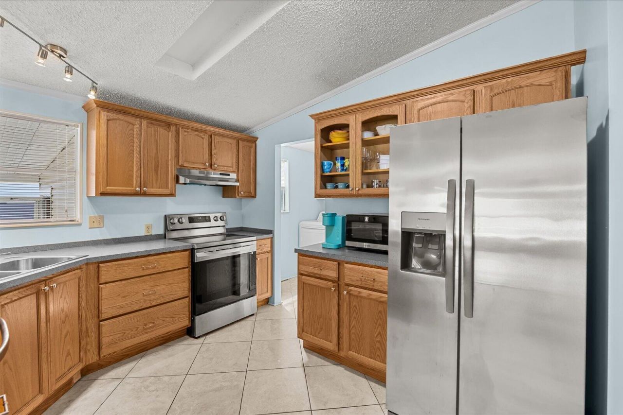 5683 Hemingway Court, Fort Pierce, FL 34982 Photo