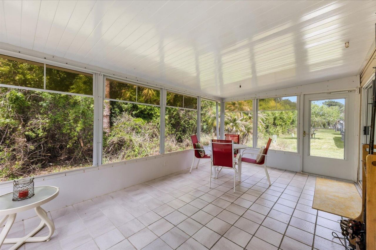 5683 Hemingway Court, Fort Pierce, FL 34982 Photo