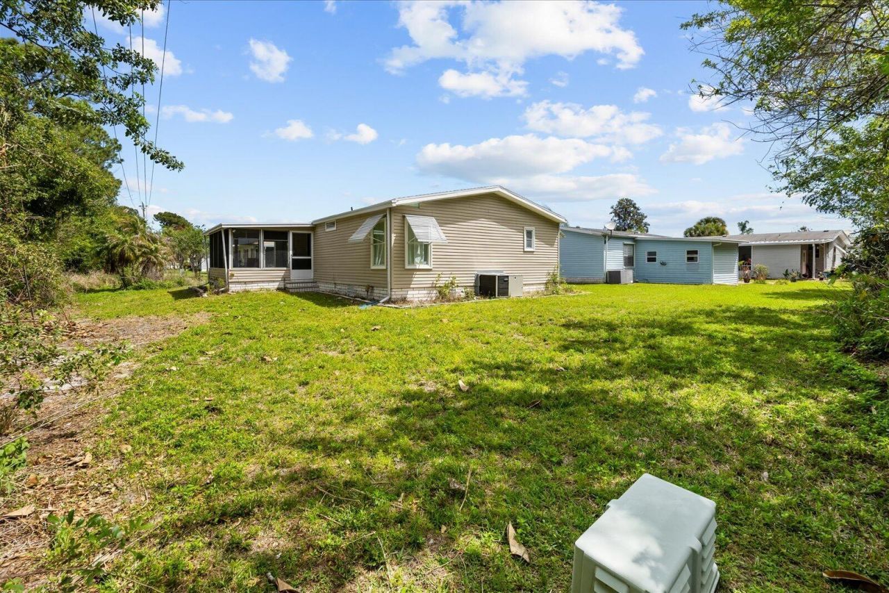 5683 Hemingway Court, Fort Pierce, FL 34982 Photo