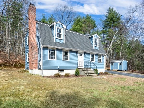 4 Marshall Street, Norfolk, MA 02056