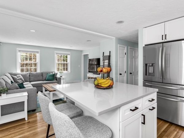 4 Marshall Street, Norfolk, MA 02056