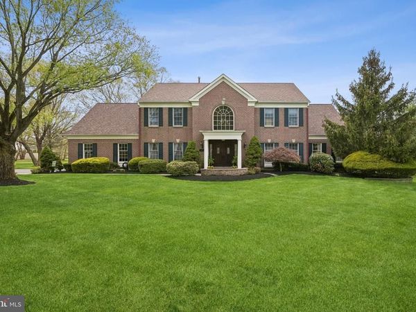 403 PROVIDENCE DRIVE, MOORESTOWN, NJ 08057