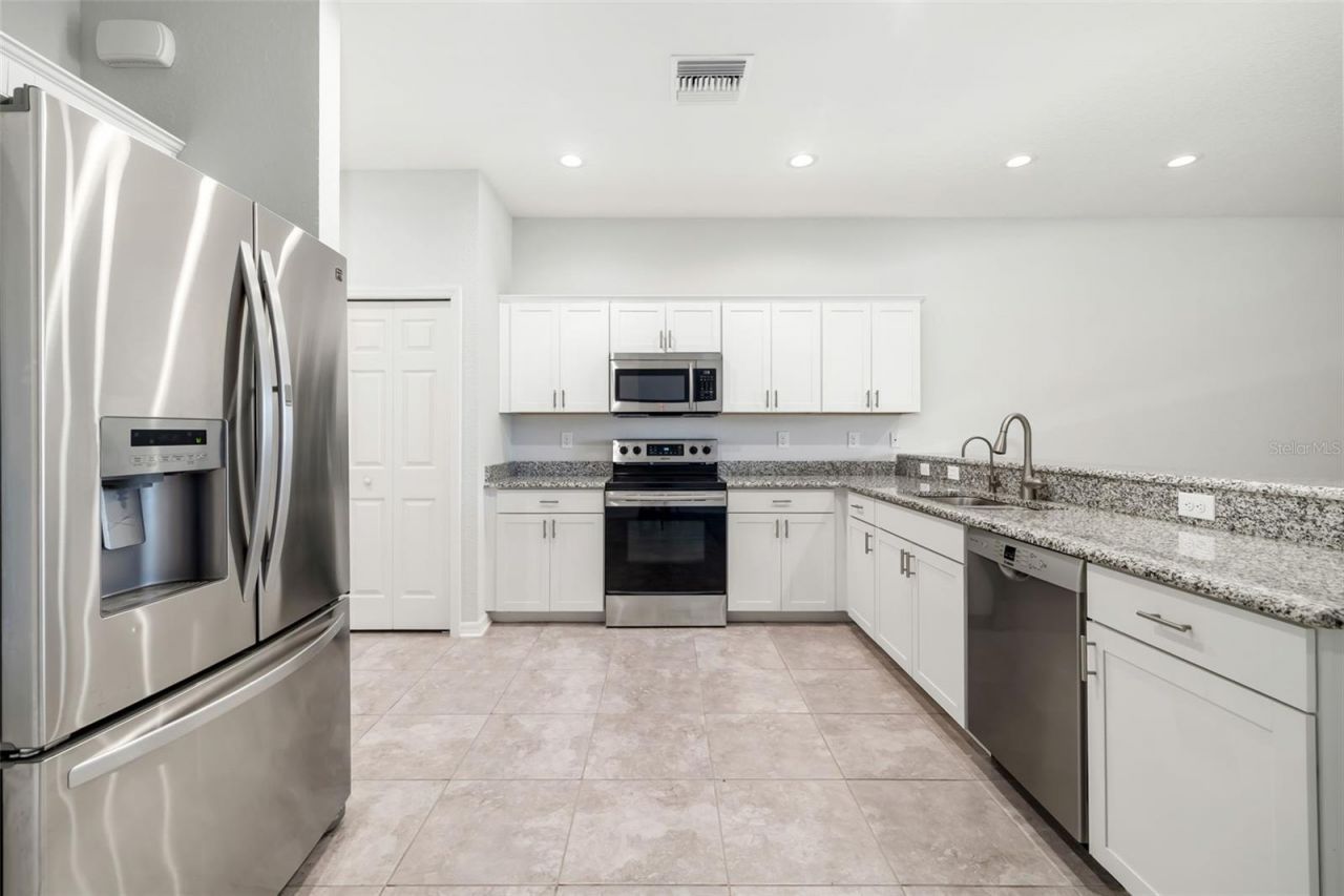 1306 Grantham Drive, Sarasota, FL 34234 Photo