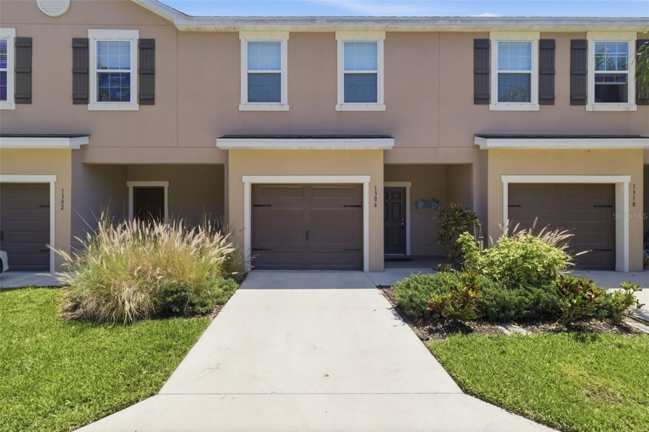 1306 Grantham Drive, Sarasota, FL 34234 Photo