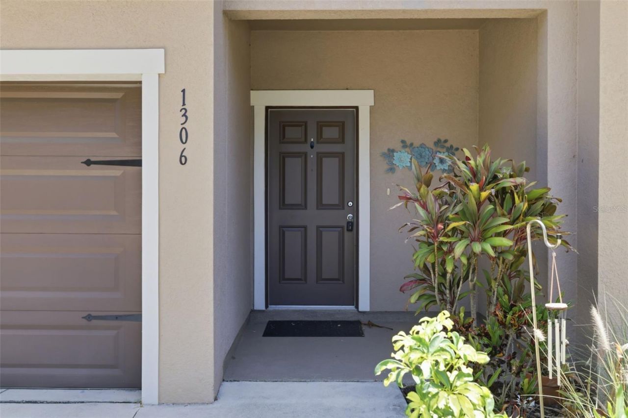 1306 Grantham Drive, Sarasota, FL 34234 Photo