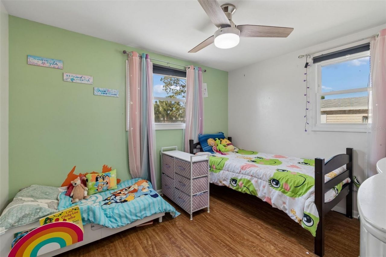 1130 Sweeney Drive, Ruskin, FL 33570 Photo