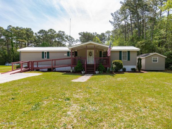 755 Crow Hill Road , Beaufort, NC 28516