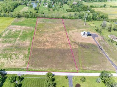 1095 Spring Valley Alpha Road, Xenia, OH 45385