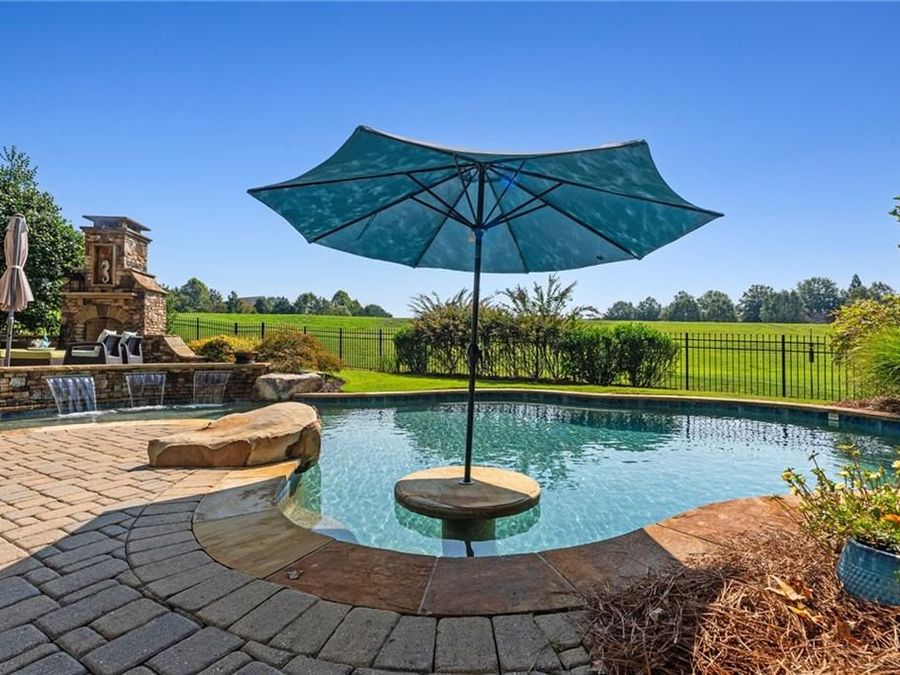 Property Image 104