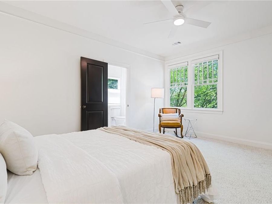 Property Image 82