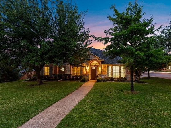 3317 Stonecrest Drive , Grapevine, TX 76051