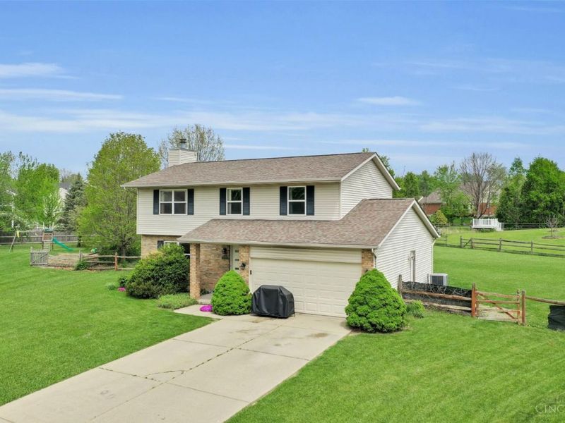 6382 Stapleton Court, Fairfield Twp, OH 45011 Photo 3
