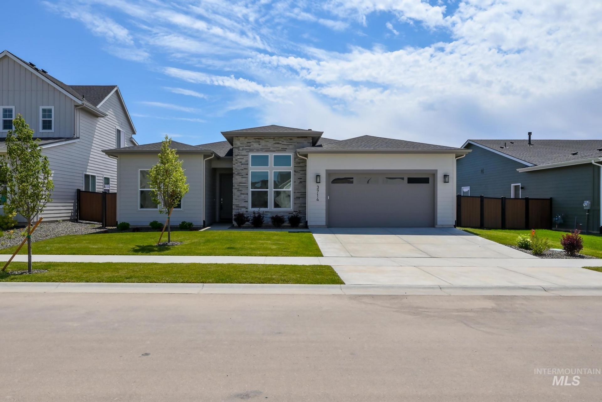 3714 N San Carlos Way, Star, ID 83669 Main Photo
