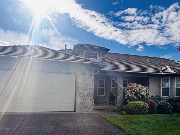 755 Castle Pines Dr N, Keizer, OR 97303
