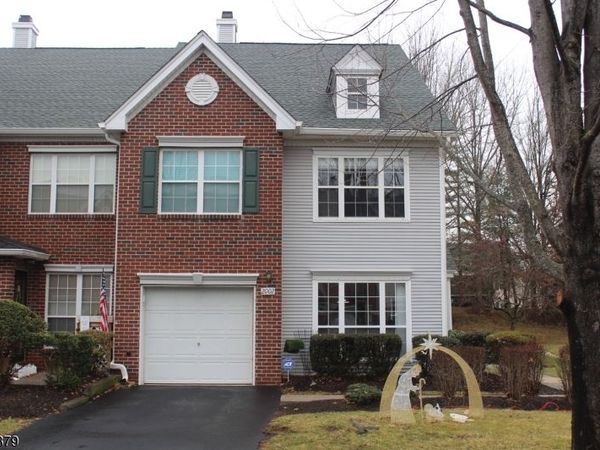 2002 S Branch Dr, Readington, NJ 08889