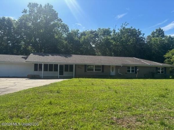 6221 Ball Park Road, Pass Christian, MS 39571