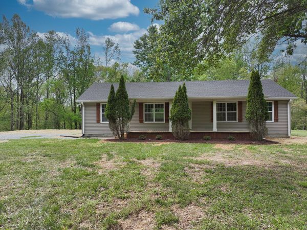 120 Whippoorwill Ln , Bethpage, TN 37022