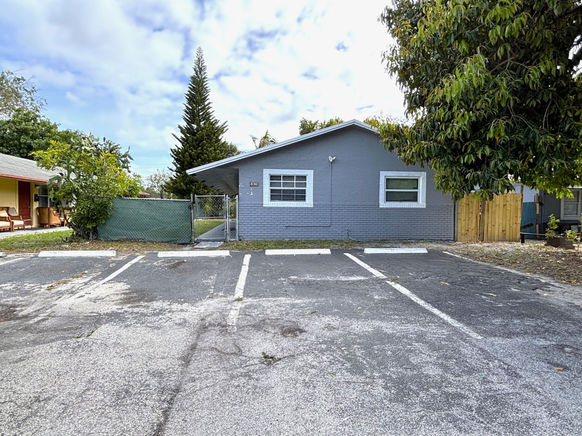 830 SW 10th Street, Unit B, Pompano Beach, FL 33060 Photo