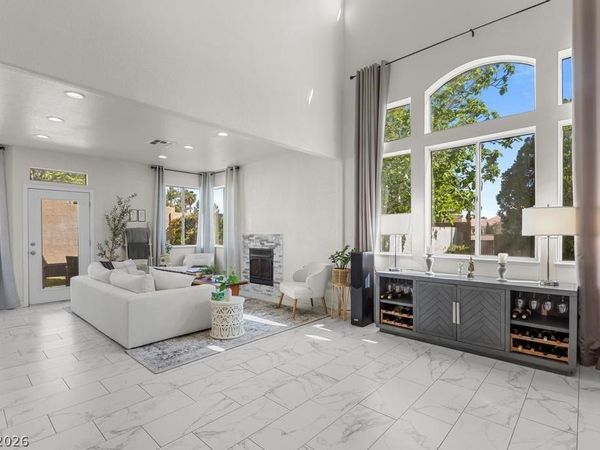 9536 Summer Rain Drive , Las Vegas, NV 89134