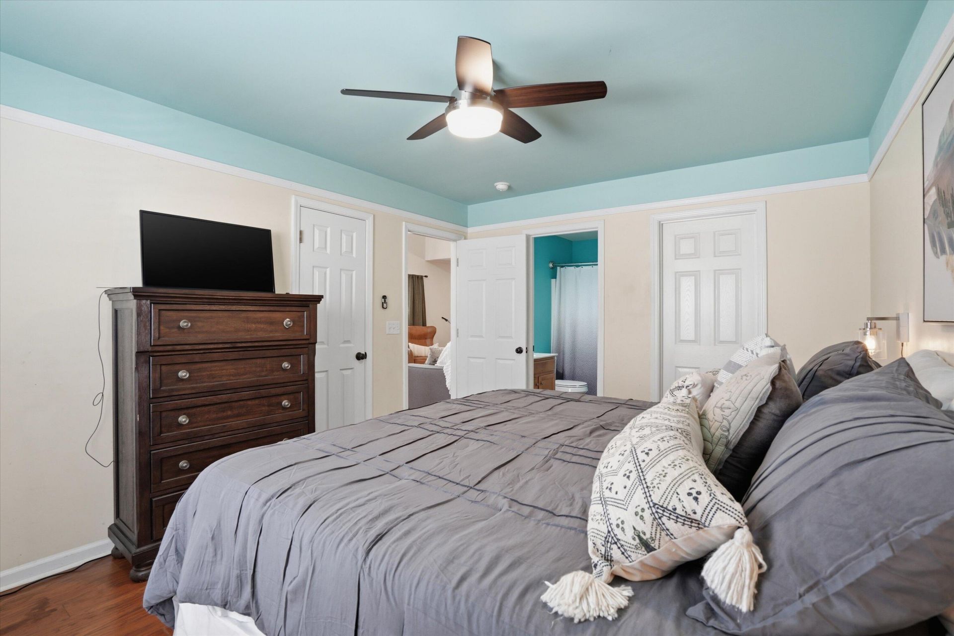 9114 Maple Grove Drive Photo 18