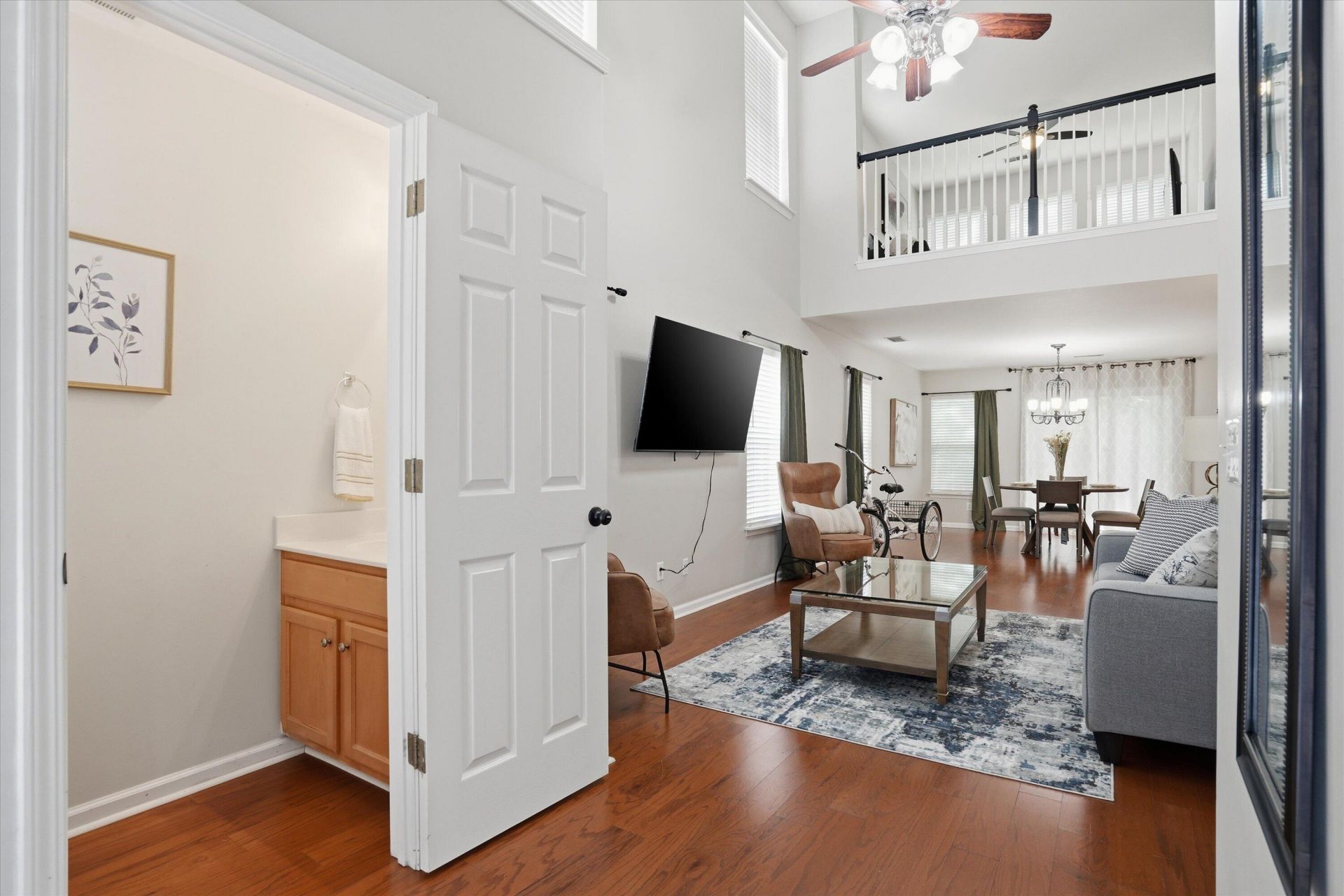 9114 Maple Grove Drive Photo 6