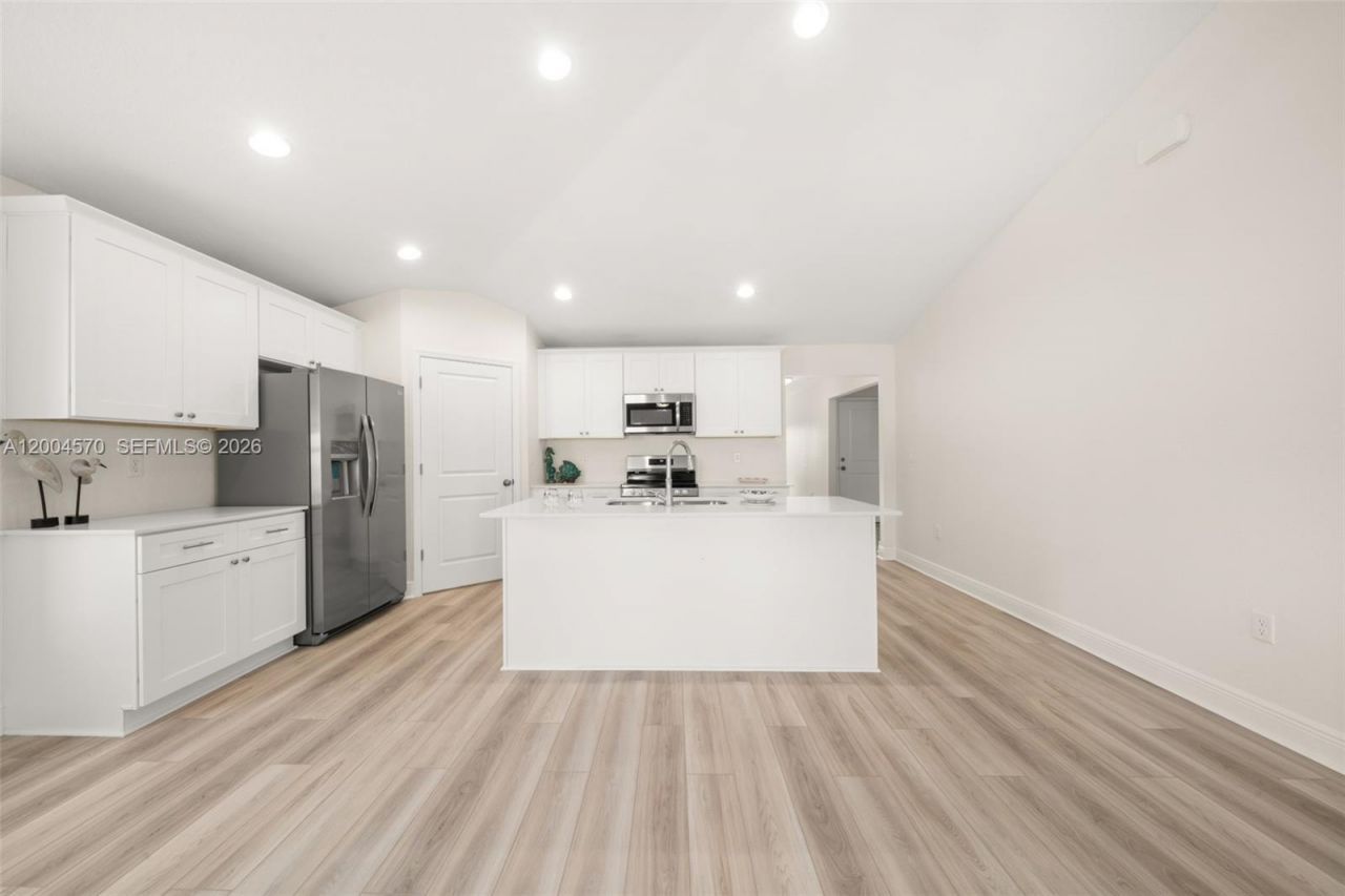 5752 Cortez Blvd. , Sebring, FL 33872 Photo