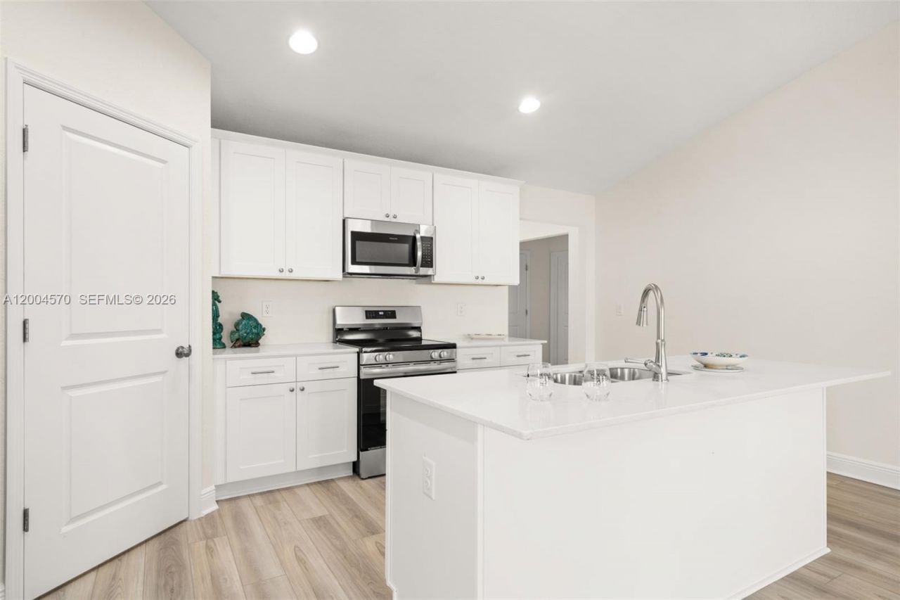 5752 Cortez Blvd. , Sebring, FL 33872 Photo