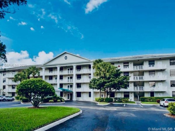 1721 Whitehall Dr, Unit 101, Davie, FL 33324