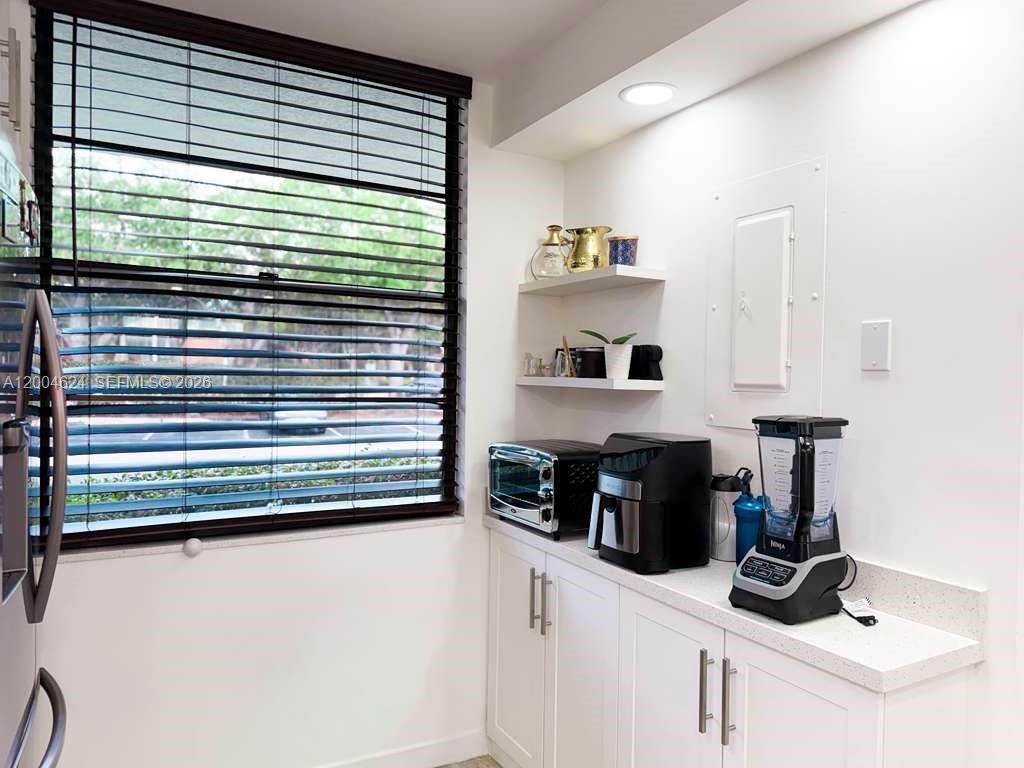 1721 Whitehall Dr, Unit 101, Davie, FL 33324 Photo