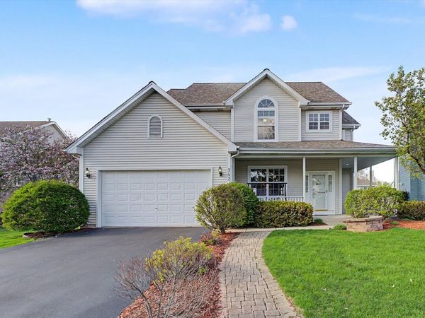 942 Brassfield Avenue , Romeoville, IL 60446