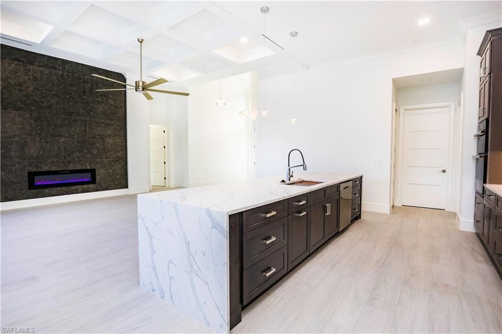 231 Legacy Ct, Naples, FL 34110 Photo