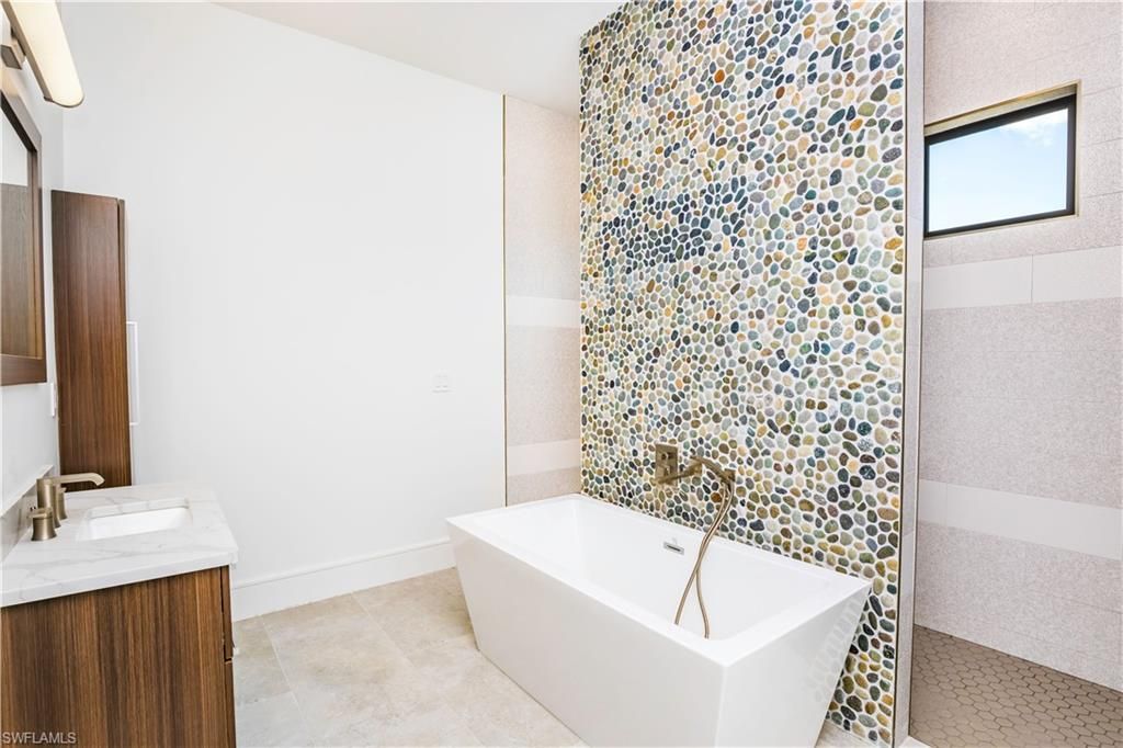 231 Legacy Ct, Naples, FL 34110 Photo
