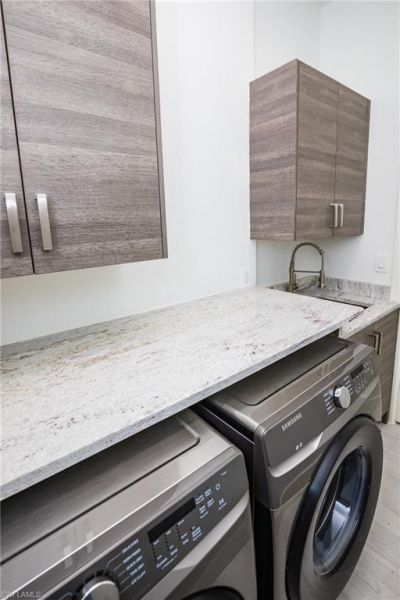 231 Legacy Ct, Naples, FL 34110 Photo