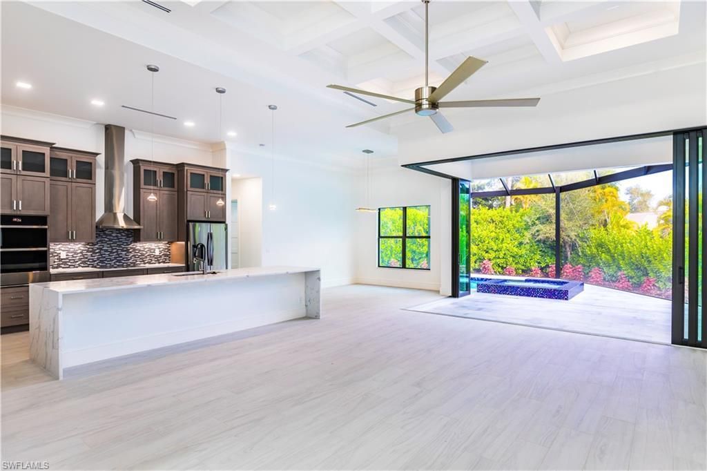 231 Legacy Ct, Naples, FL 34110 Photo