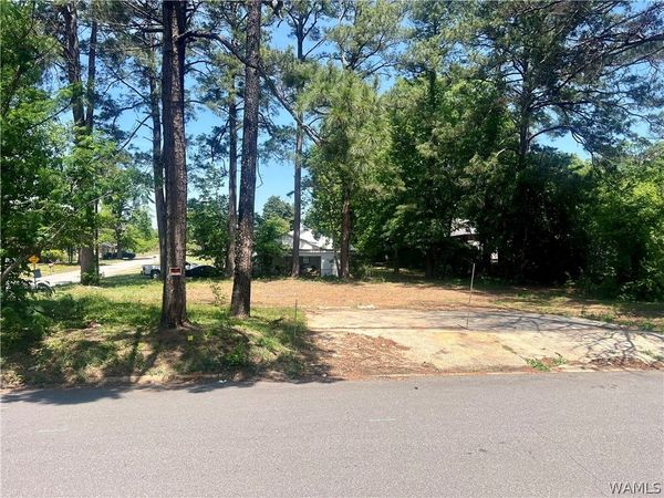 2801 17th Avenue, Northport, AL 35476